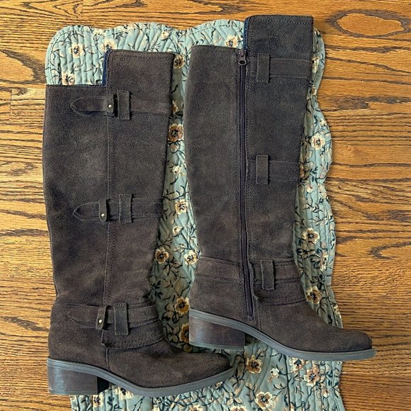 Calvin Klein Women’s Taupe Suede Over the Knee Boot – Size 7.5 - Picture 8 of 9